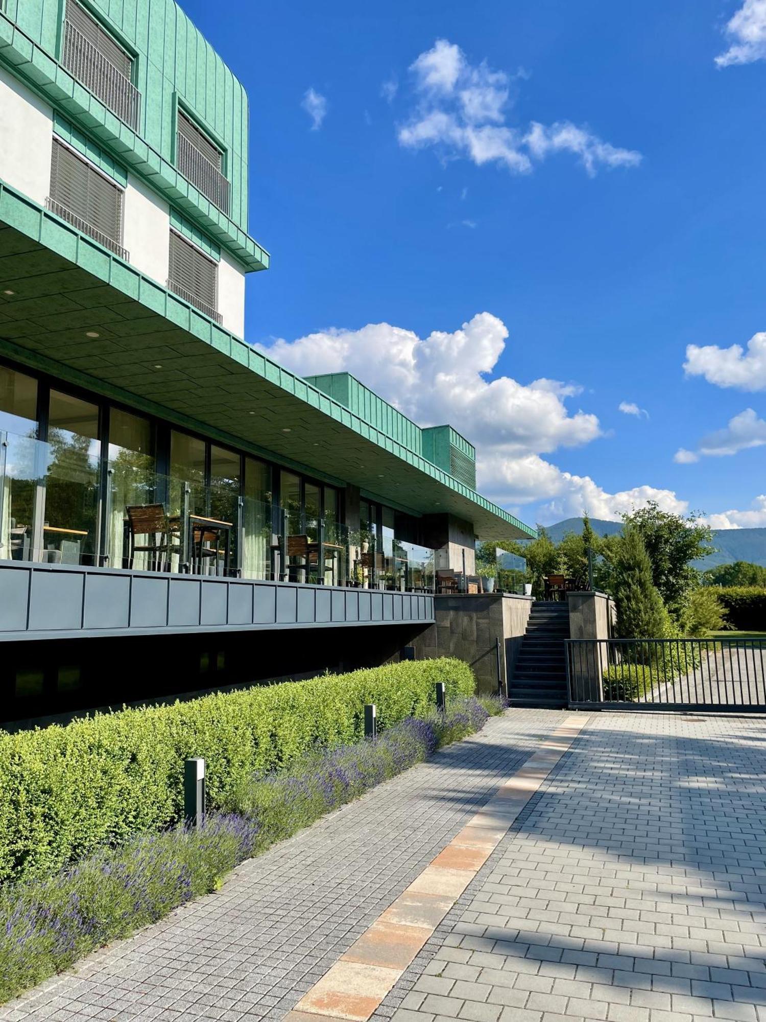 Hotel Bartos Frenstat pod Radhostem Exterior photo